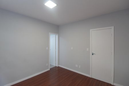 Apartamento à venda com 241m², 3 quartos e 2 vagasSuite