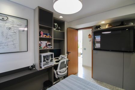 Apartamento à venda com 210m², 4 quartos e 2 vagas Apartamento à venda com 210m², 4 quartos e 2 vagasSuíte 2