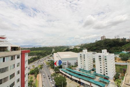 Apartamento à venda com 210m², 4 quartos e 2 vagas Apartamento à venda com 210m², 4 quartos e 2 vagasVista da Cobertura