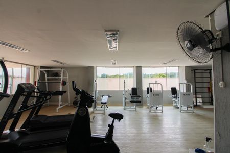 Apartamento à venda com 210m², 4 quartos e 2 vagas Apartamento à venda com 210m², 4 quartos e 2 vagasÁrea comum - Academia