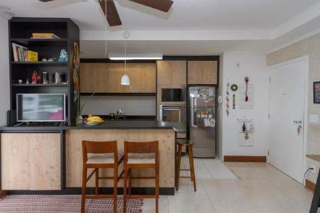 Apartamento à venda com 50m², 1 quarto e 1 vaga