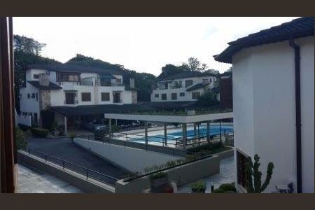 Casa de condomínio à venda com 350m², 4 quartos e 4 vagas