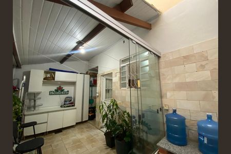 Casa à venda com 117m², 2 quartos e 2 vagas