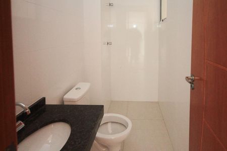 Apartamento à venda com 78m², 2 quartos e 1 vaga Apartamento à venda com 78m², 2 quartos e 1 vagaBanheiro