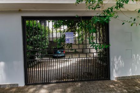 Casa à venda com 227m², 3 quartos e 4 vagasPortão entrada