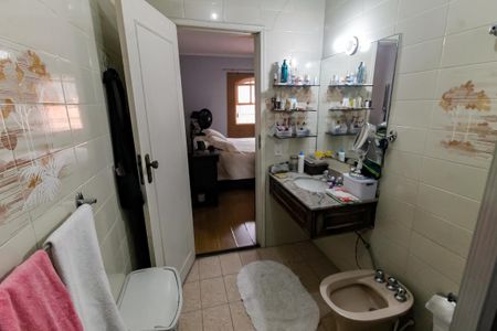 Casa à venda com 227m², 3 quartos e 4 vagasBanheiro da Suíte 3