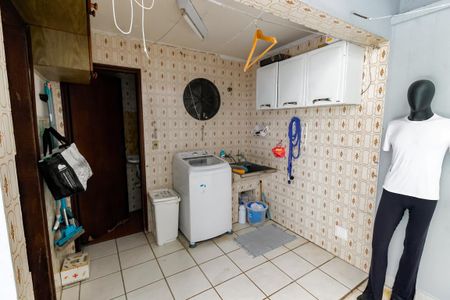 Casa à venda com 227m², 3 quartos e 4 vagasÁrea de Serviço