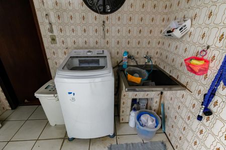 Casa à venda com 227m², 3 quartos e 4 vagasDetalhe da area de serviço