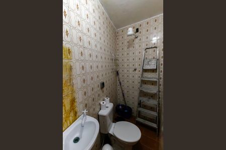 Casa à venda com 227m², 3 quartos e 4 vagasBanheiro de serviço