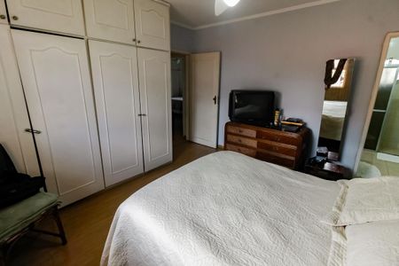 Casa à venda com 227m², 3 quartos e 4 vagasSuíte 3