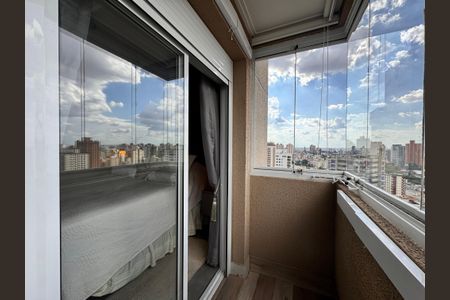 Apartamento à venda com 65m², 2 quartos e 2 vagasSacada da suíte 