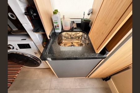 Apartamento à venda com 65m², 2 quartos e 2 vagasLavanderia