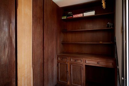 Apartamento à venda com 320m², 4 quartos e 2 vagas Apartamento à venda com 320m², 4 quartos e 2 vagasQuarto