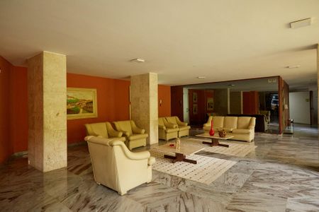 Apartamento à venda com 320m², 4 quartos e 2 vagas Apartamento à venda com 320m², 4 quartos e 2 vagasÁrea comum