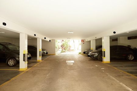 Apartamento à venda com 320m², 4 quartos e 2 vagas Apartamento à venda com 320m², 4 quartos e 2 vagasÁrea comum