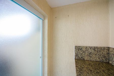 Apartamento à venda com 152m², 3 quartos e 2 vagas Apartamento à venda com 152m², 3 quartos e 2 vagasÁrea de serviço