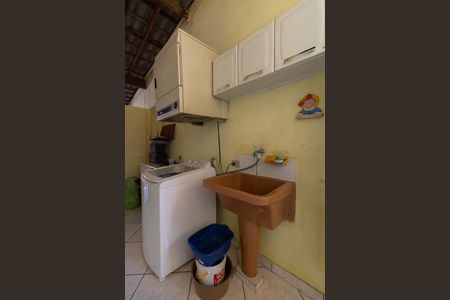 Casa à venda com 200m², 2 quartos e 3 vagas Casa à venda com 200m², 2 quartos e 3 vagasÁrea de Serviço