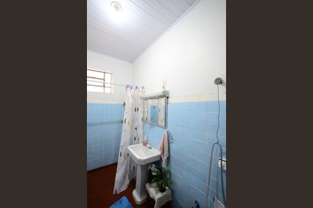 Casa à venda com 102m², 3 quartos e 1 vagaBanheiro