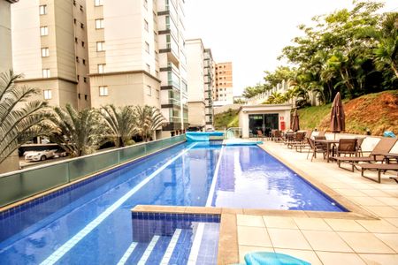 Apartamento à venda com 106m², 4 quartos e 2 vagasÁrea comum - Piscina