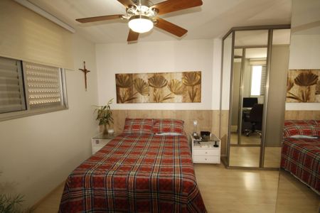 Apartamento à venda com 106m², 4 quartos e 2 vagasquarto 3