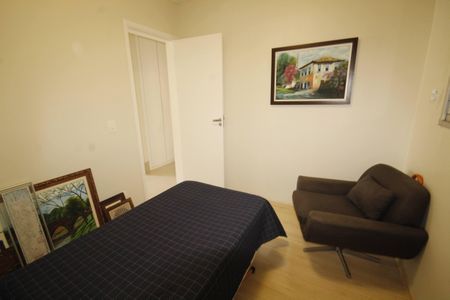 Apartamento à venda com 106m², 4 quartos e 2 vagasquarto 1