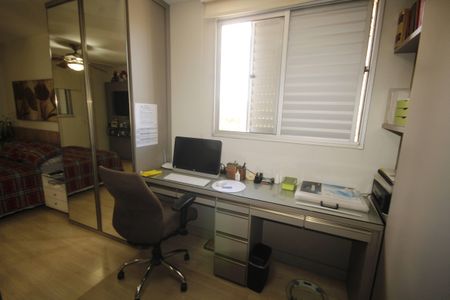 Apartamento à venda com 106m², 4 quartos e 2 vagasquarto 4