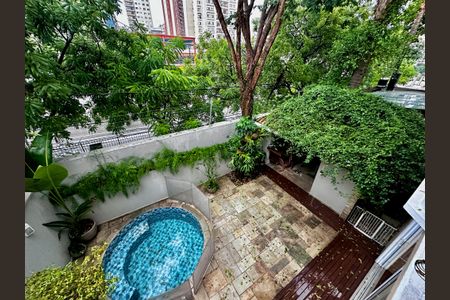 Casa de condomínio à venda com 224m², 4 quartos e 5 vagas Casa de condomínio à venda com 224m², 4 quartos e 5 vagasVista Suíte 1