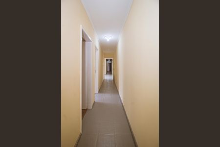 Apartamento à venda com 160m², 4 quartos e 2 vagas Apartamento à venda com 160m², 4 quartos e 2 vagasCorredor