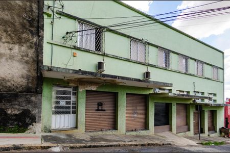 Apartamento para alugar com 103m², 3 quartos e sem vaga Apartamento para alugar com 103m², 3 quartos e sem vagaFachada