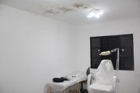 Casa à venda com 180m², 4 quartos e 3 vagasSuíte 2