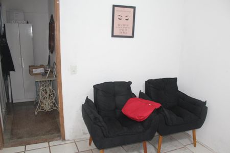 Casa à venda com 180m², 4 quartos e 3 vagasSuíte 2