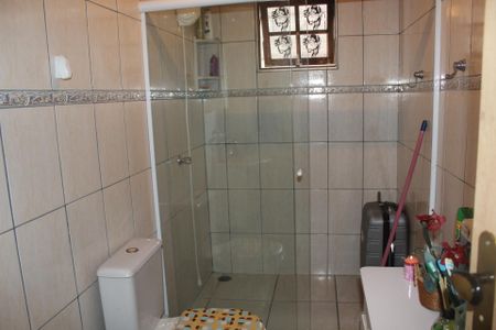 Casa à venda com 180m², 4 quartos e 3 vagasBanheiro