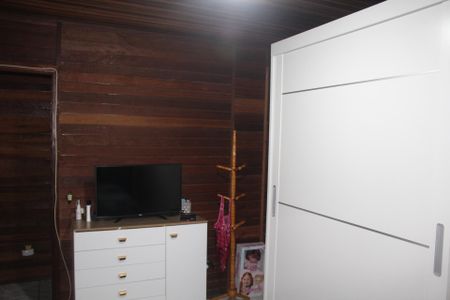 Casa à venda com 180m², 4 quartos e 3 vagasSuíte 1