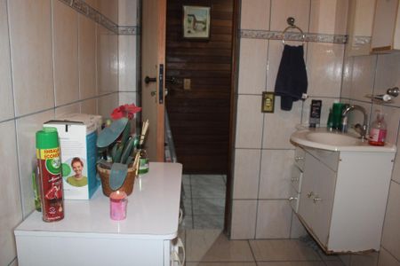 Casa à venda com 180m², 4 quartos e 3 vagasBanheiro