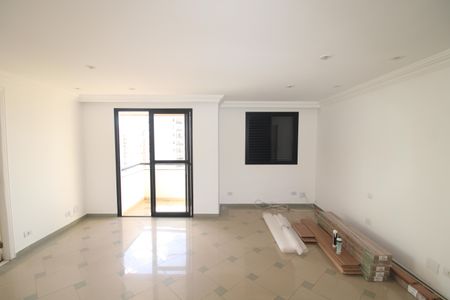 Apartamento à venda com 120m², 2 quartos e 2 vagasSala