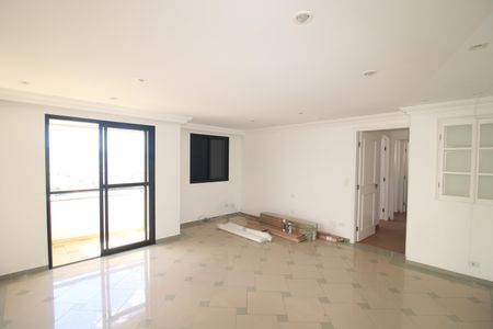 Apartamento à venda com 120m², 2 quartos e 2 vagasSala