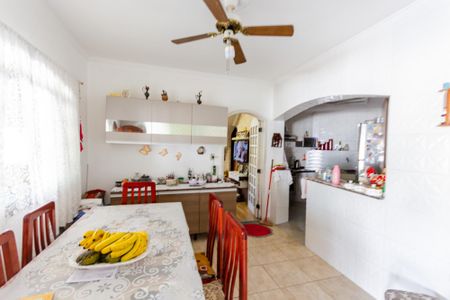 Casa à venda com 100m², 3 quartos e 2 vagas Casa à venda com 100m², 3 quartos e 2 vagasCozinha