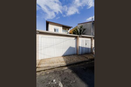 Casa à venda com 175m², 3 quartos e 3 vagasFachada