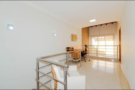 Casa à venda com 175m², 3 quartos e 3 vagasMezanino 
