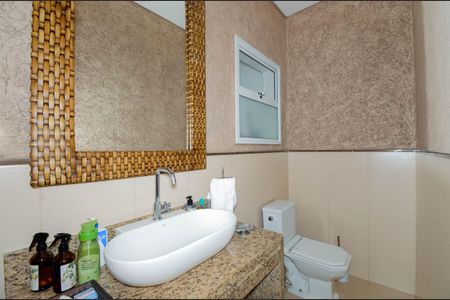 Casa à venda com 175m², 3 quartos e 3 vagasLavabo