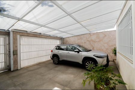 Casa à venda com 175m², 3 quartos e 3 vagasGaragem