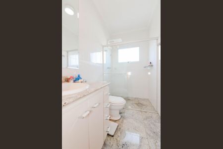 Casa à venda com 175m², 3 quartos e 3 vagasBanheiro Social 