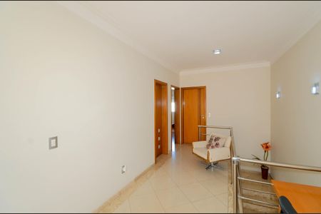 Casa à venda com 175m², 3 quartos e 3 vagasMezanino 