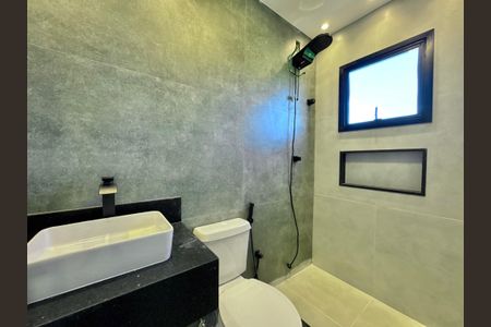Casa de condomínio à venda com 180m², 4 quartos e 2 vagas Casa de condomínio à venda com 180m², 4 quartos e 2 vagasSuíte 3 - Banheiro