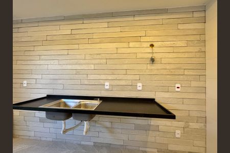 Casa de condomínio à venda com 180m², 4 quartos e 2 vagas Casa de condomínio à venda com 180m², 4 quartos e 2 vagasCozinha