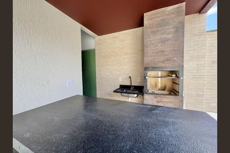 Casa de condomínio à venda com 180m², 4 quartos e 2 vagas Casa de condomínio à venda com 180m², 4 quartos e 2 vagasÁrea externa