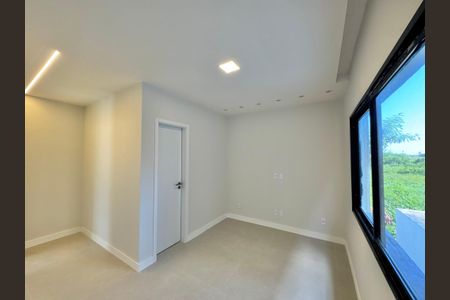 Casa de condomínio à venda com 180m², 4 quartos e 2 vagas Casa de condomínio à venda com 180m², 4 quartos e 2 vagasSuíte 3