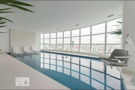 Apartamento à venda com 64m², 2 quartos e 1 vaga Apartamento à venda com 64m², 2 quartos e 1 vagaÁrea comum - Piscina