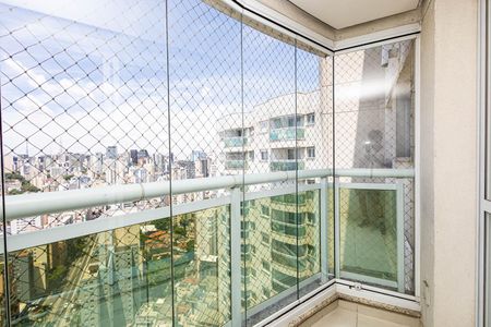 Apartamento à venda com 64m², 2 quartos e 1 vaga Apartamento à venda com 64m², 2 quartos e 1 vagaVaranda