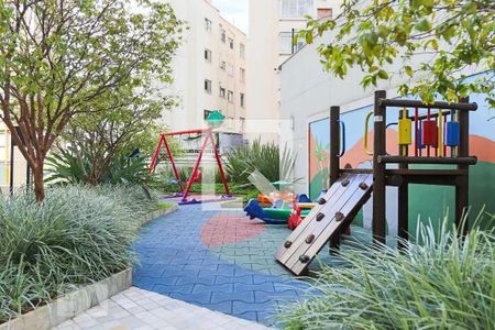 Apartamento à venda com 64m², 2 quartos e 1 vaga Apartamento à venda com 64m², 2 quartos e 1 vagaÁrea comum - Playground